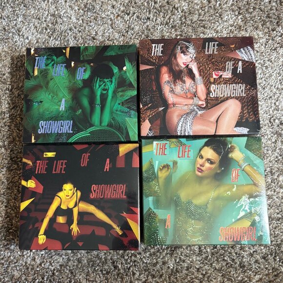 🧡 All 4 Deluxe The Life of a Showgirl CD Boxes with Charms 🧡 NEW/SEALE - Picture 1 of 1